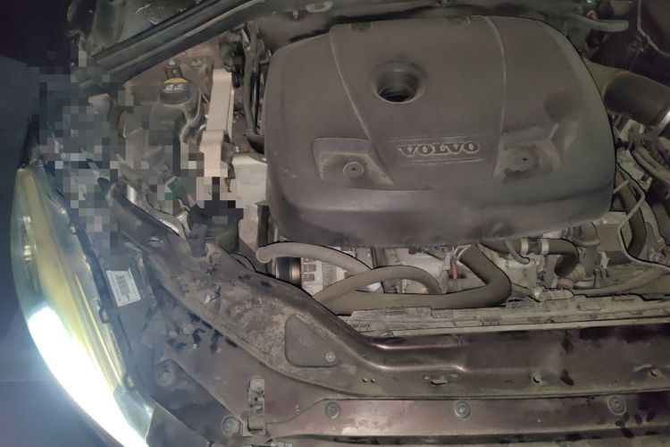Used Volvo XC60 2017 T5 Smart Upgrade Edition Engine Bay Right