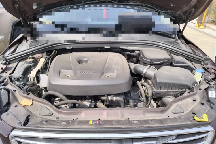 Used Volvo XC60 2017 T5 AWD Smart Range Edition Engine Bay