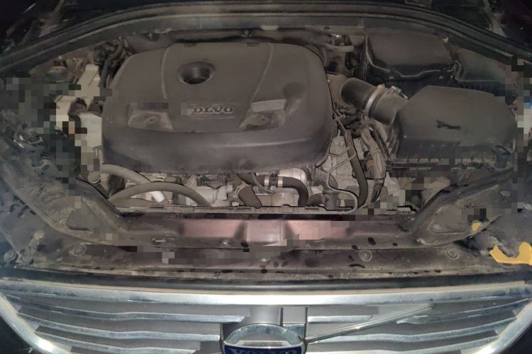 Used Volvo XC60 2017 T5 Smart Upgrade Edition Engine Bay