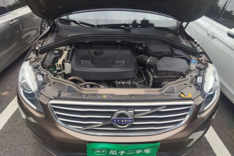 Used Volvo XC60 2017 T5 Smart Upgrade Edition Engine Bay