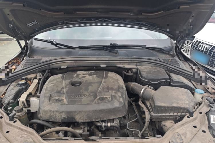 Used Volvo XC60 2017 T5 AWD Smart Range Edition Engine Bay