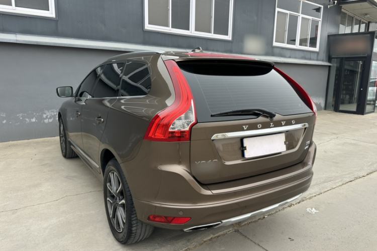Used Volvo XC60 2017 T5 AWD Smart Upgrade Edition Exterior 1