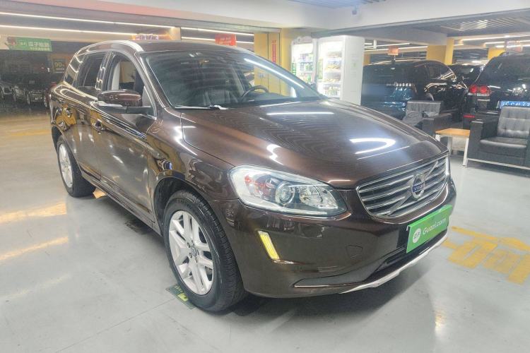 Used Volvo XC60 2017 T5 Smart Upgrade Edition Exterior 2