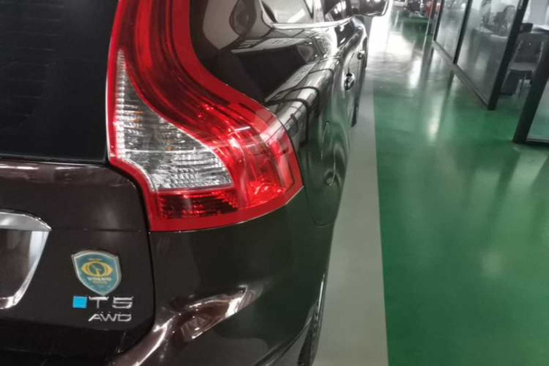 Used Volvo XC60 2017 T5 AWD Smart Upgrade Edition Exterior 3