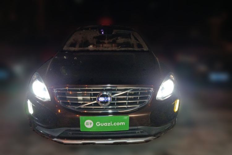 Used Volvo XC60 2017 T5 AWD Smart Upgrade Edition Front