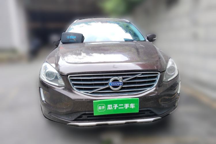Used Volvo XC60  Front