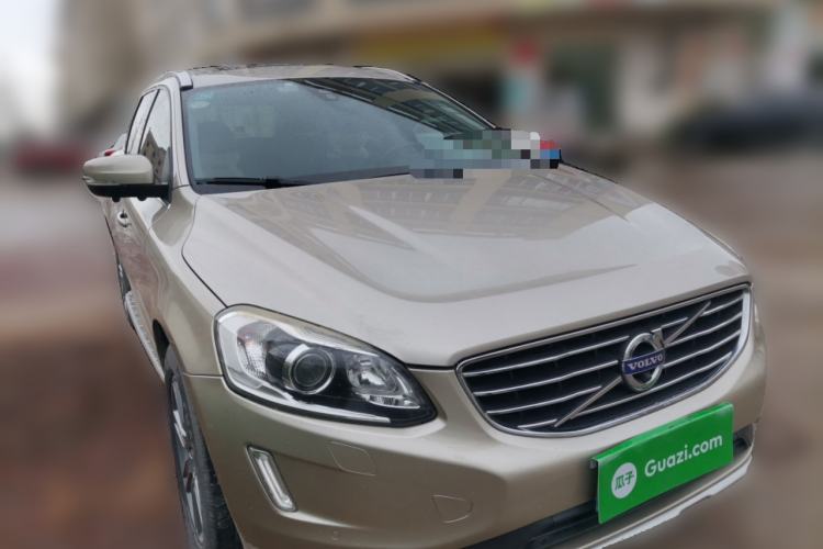 Used Volvo XC60 2017 T5 AWD Smart Upgrade Model Front Right 45 Deg