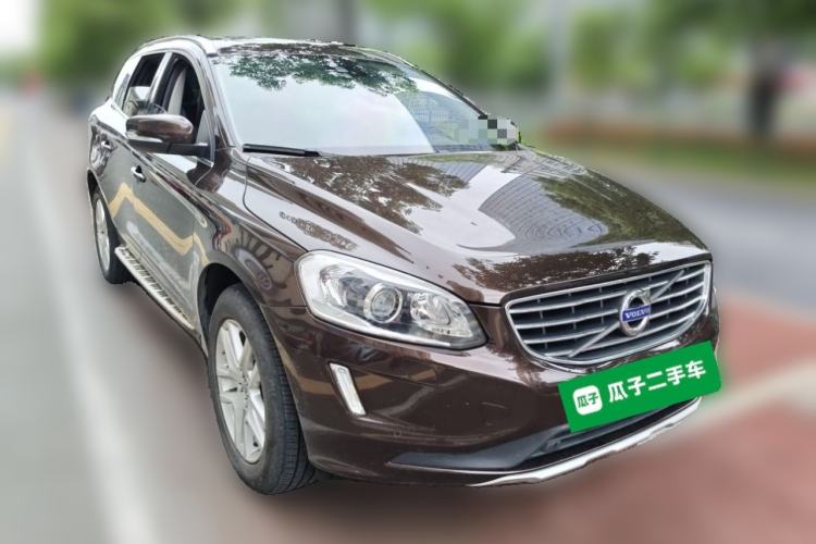 Used Volvo XC60 2017 T5 Smart Upgrade Edition Front Right 45 Deg