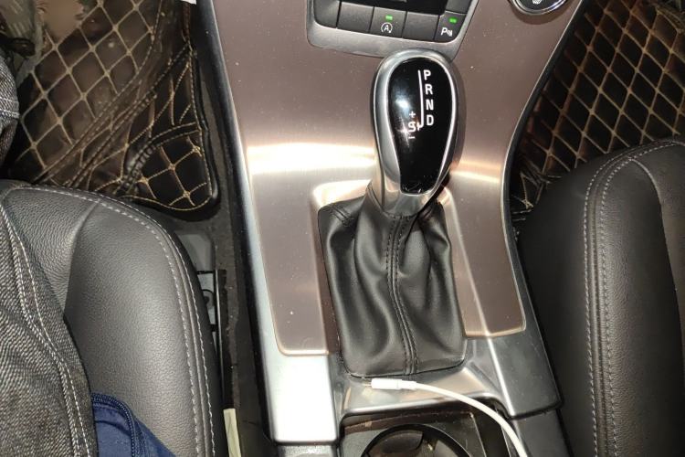 Used Volvo XC60 2017 T5 Smart Upgrade Edition Gear Lever