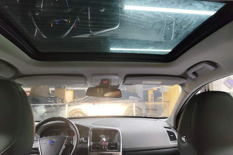 Used Volvo XC60 2017 T5 Smart Upgrade Edition Headliner