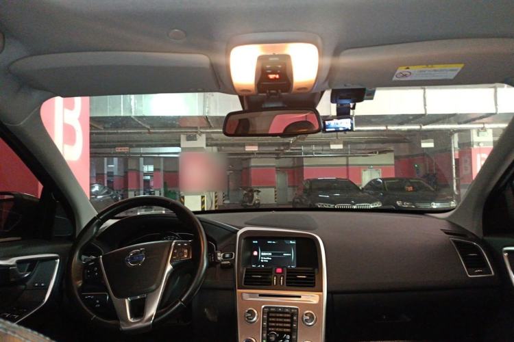 Used Volvo XC60 2017 T5 AWD Smart Upgrade Model Headliner