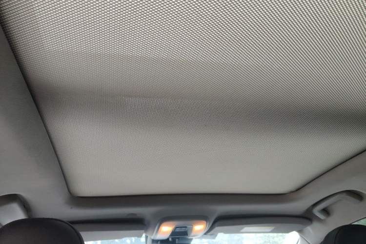 Used Volvo XC60  Headliner