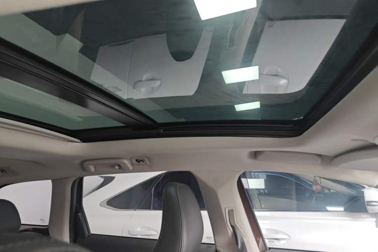 Used Volvo XC60 2017 T5 AWD Smart Upgrade Edition Headliner
