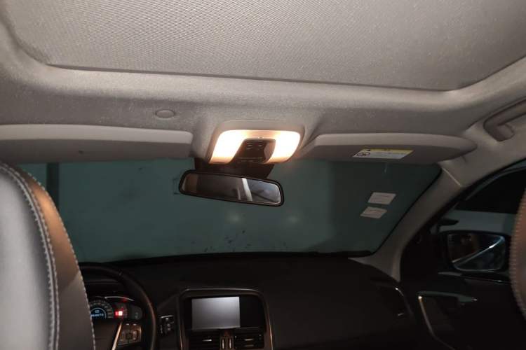 Used Volvo XC60 2017 T5 Smart Upgrade Edition Headliner