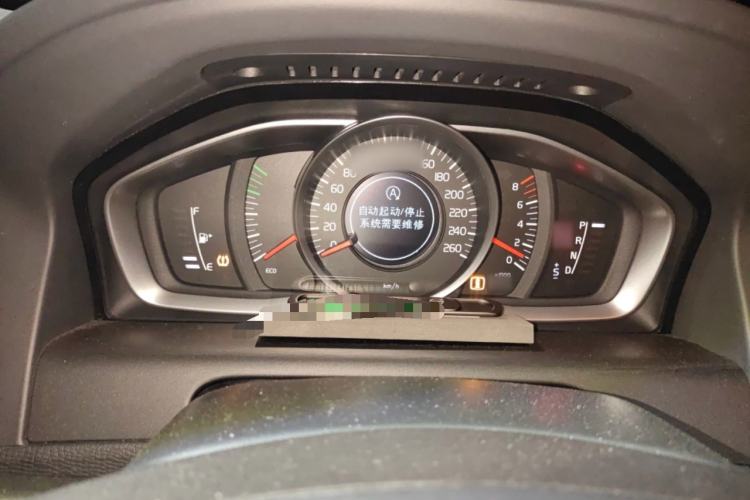 Used Volvo XC60 2017 T5 Smart Upgrade Edition Instrument Cluster