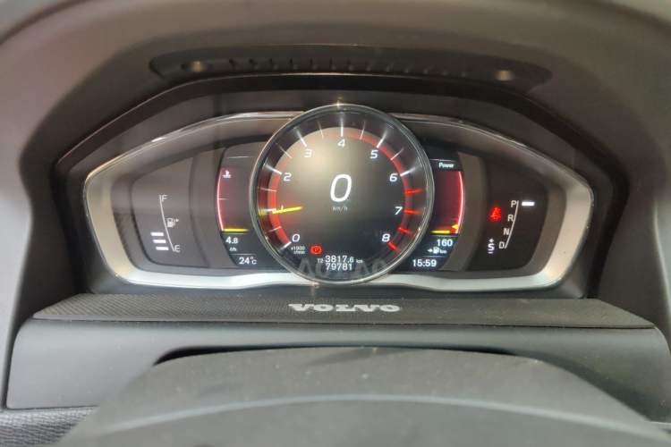 Used Volvo XC60 2017 T5 AWD Smart Range Edition Instrument Cluster