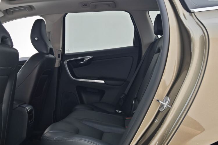 Used Volvo XC60 2017 T5 Smart Upgrade Edition Interior 3