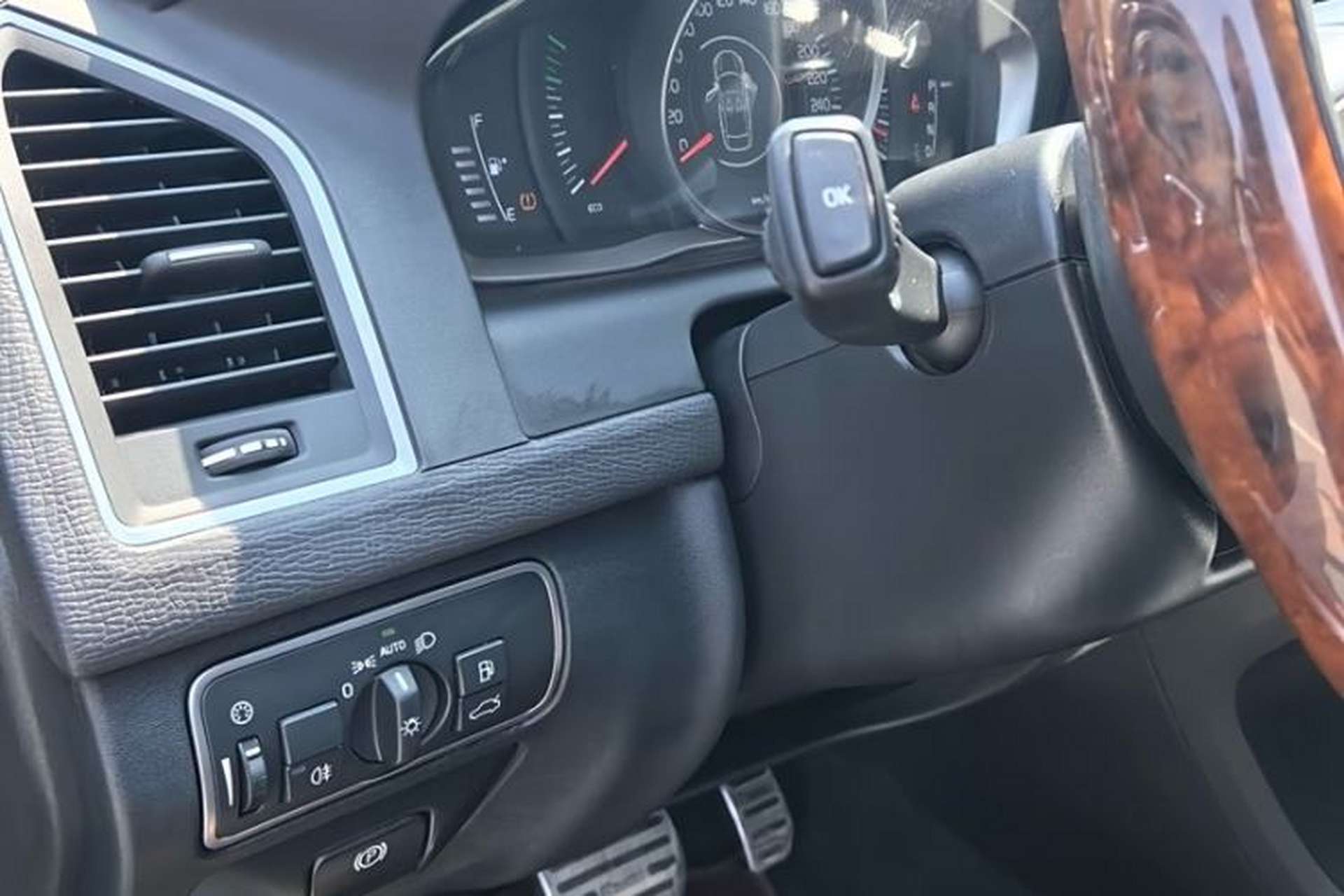 Used Volvo XC60 2017 T5 Smart Upgrade Edition Interior 8