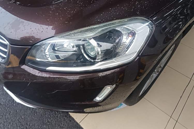 Used Volvo XC60 2017 T5 AWD Smart Range Edition Left Front Headlight