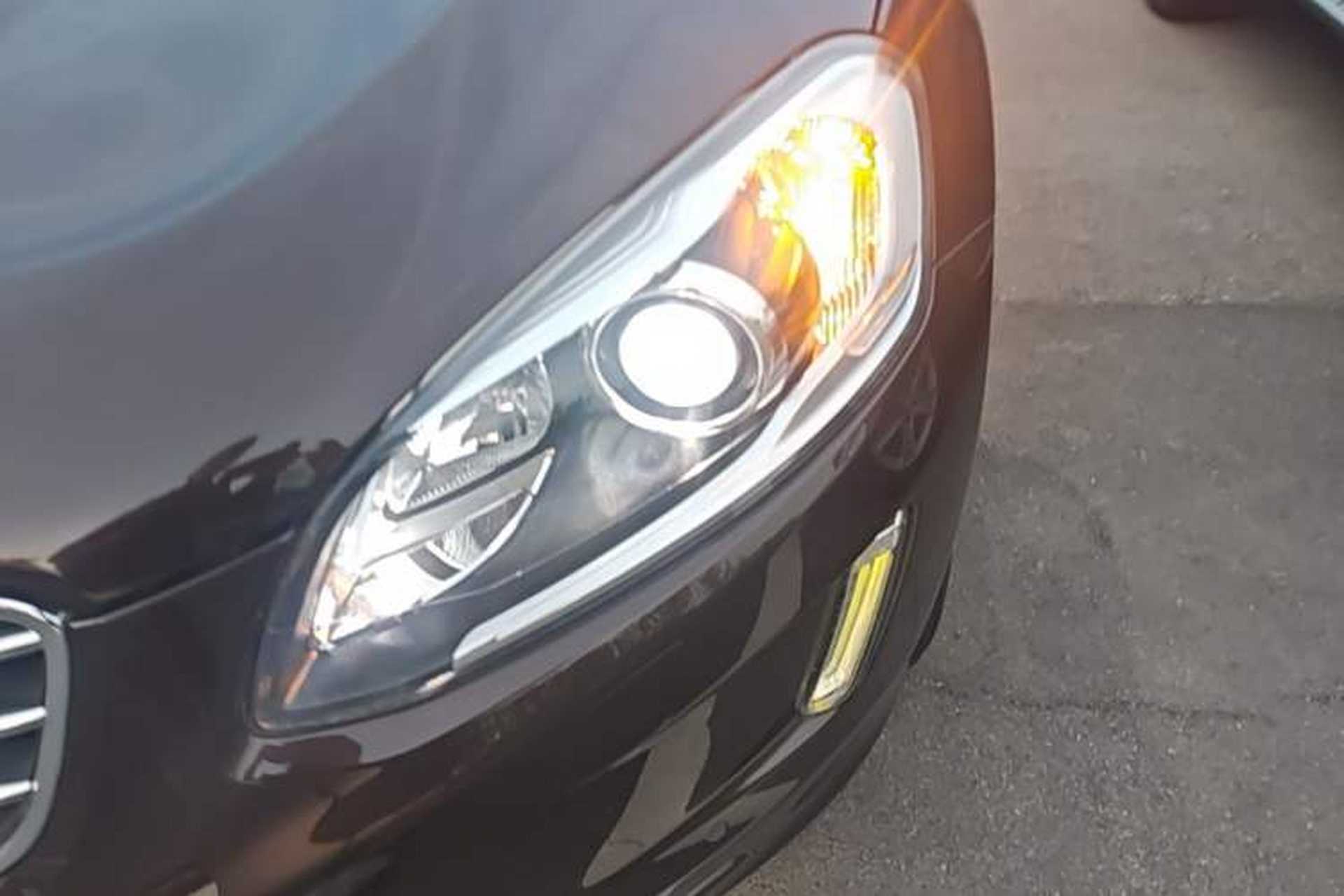 Used Volvo XC60 2017 T5 AWD Smart Upgrade Edition Left Front Headlight