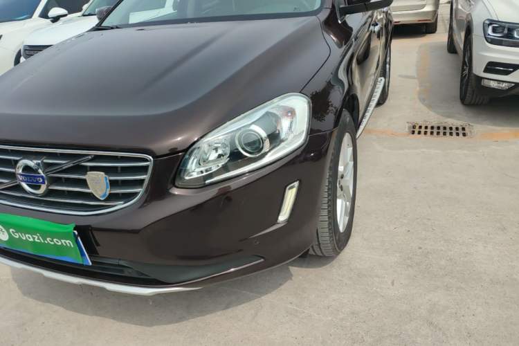 Used Volvo XC60 2017 T5 Smart Upgrade Edition Left Front Headlight