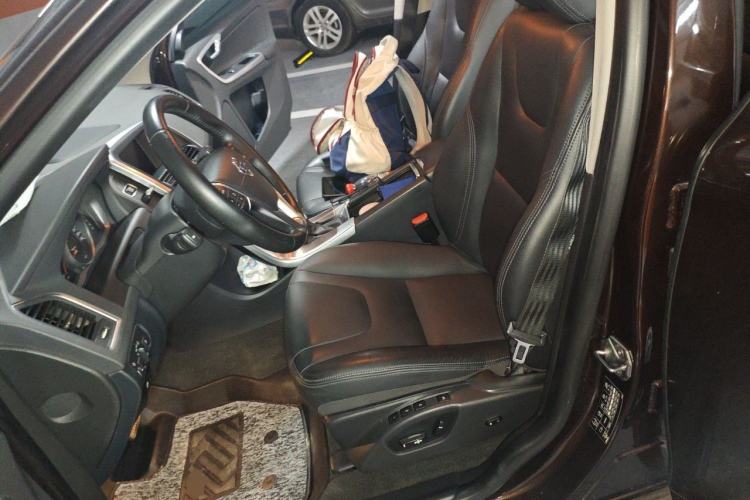 Used Volvo XC60 2017 T5 Smart Upgrade Edition Left Front Seat