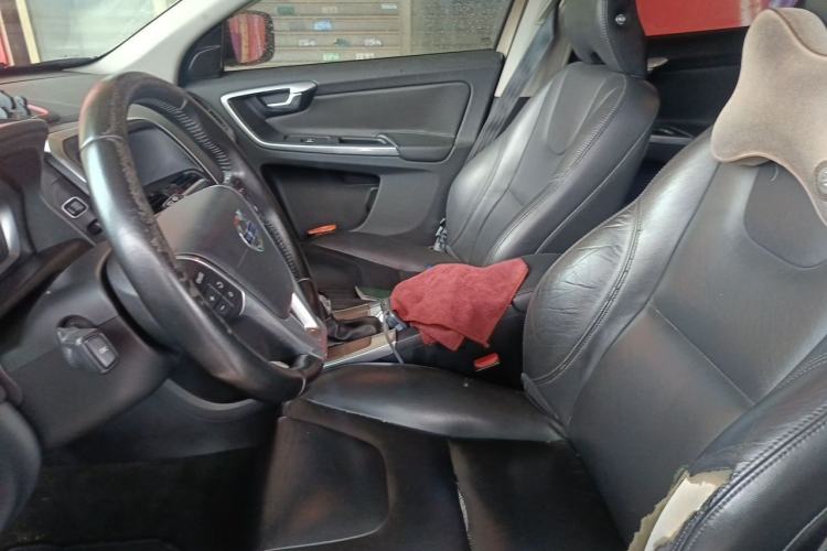 Used Volvo XC60 2017 T5 Smart Upgrade Edition Left Front Seat