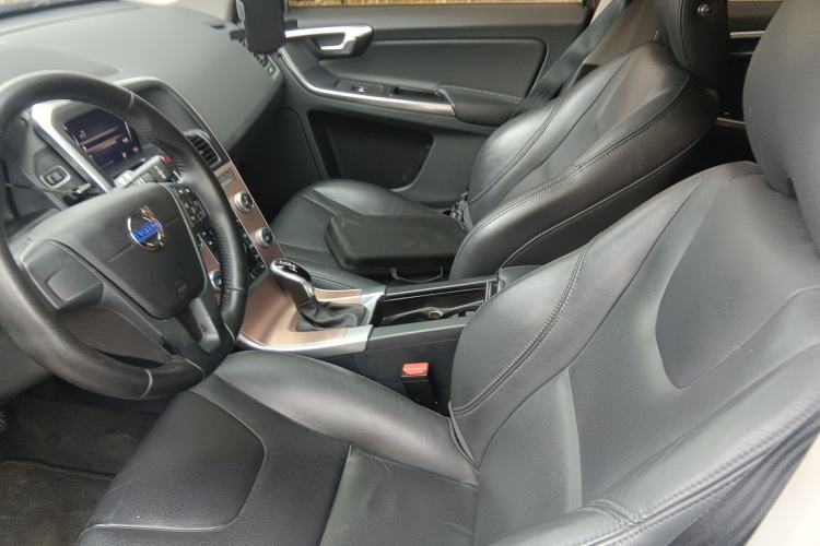 Used Volvo XC60 2017 T5 Smart Upgrade Edition Left Front Seat