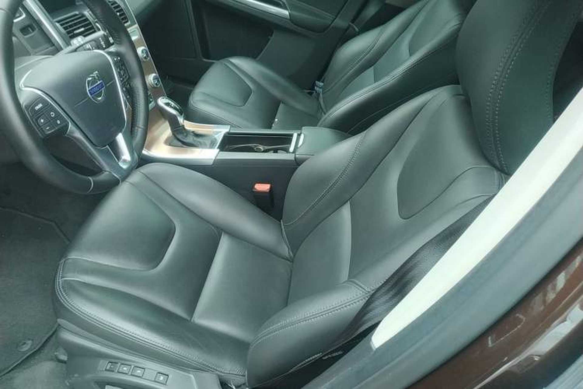 Used Volvo XC60 2017 T5 AWD Smart Upgrade Edition Left Front Seat