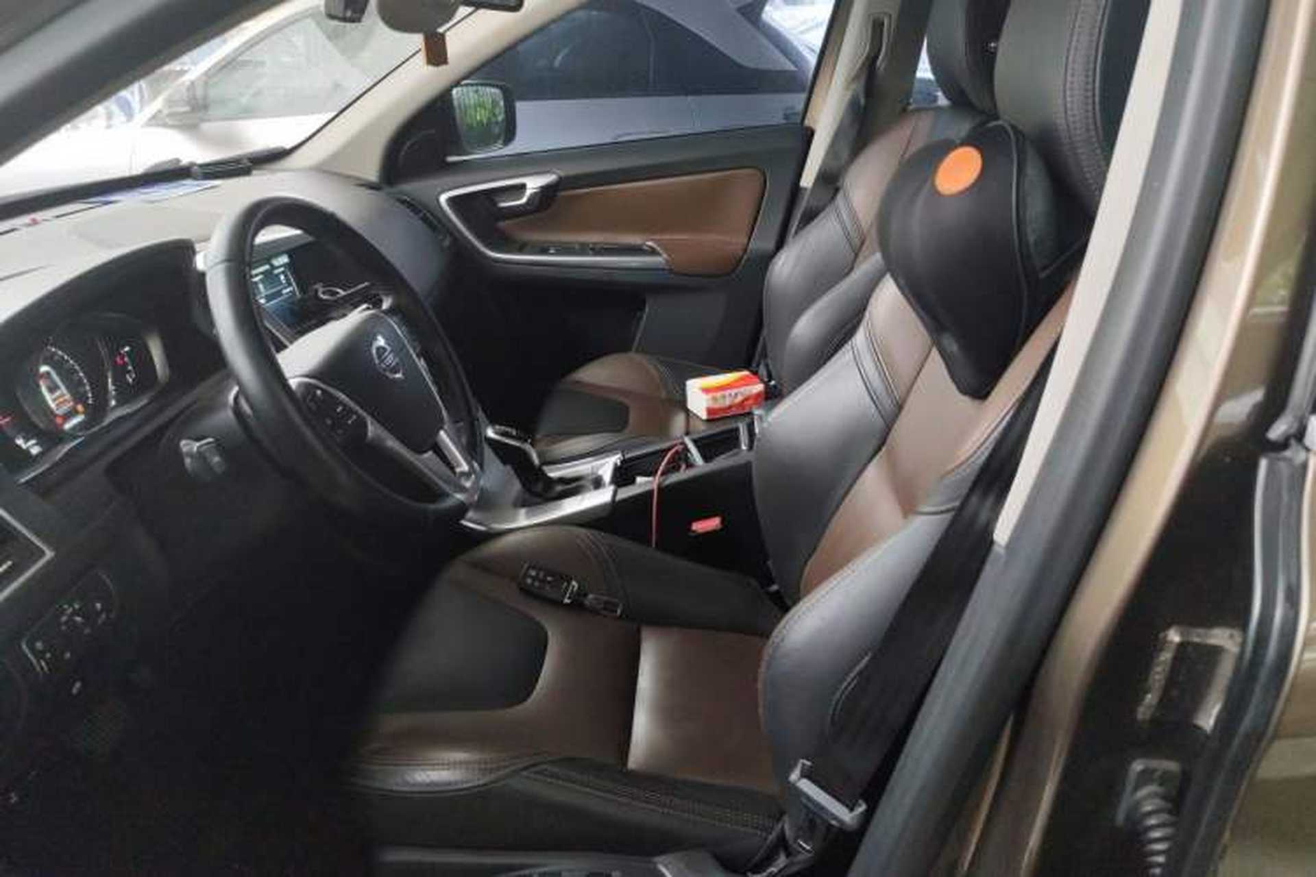 Used Volvo XC60 2017 T5 AWD Smart Range Edition Left Front Seat