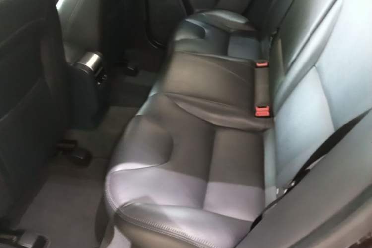 Used Volvo XC60 2017 T5 AWD Smart Upgrade Edition Left Rear Seat