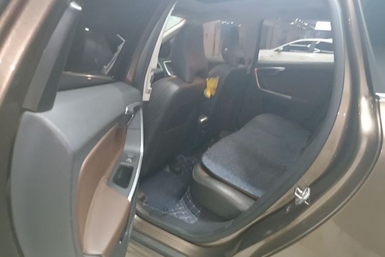 Used Volvo XC60 2017 T5 AWD Smart Upgrade Edition Left Rear Seat
