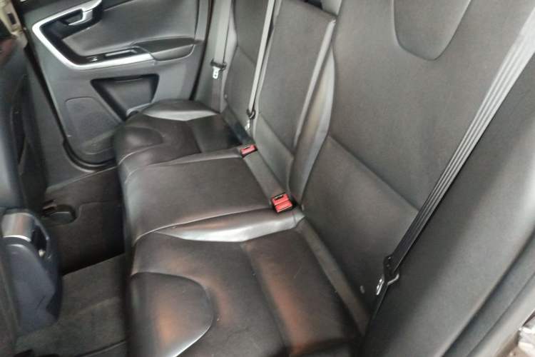 Used Volvo XC60 2017 T5 Smart Upgrade Edition Left Rear Seat