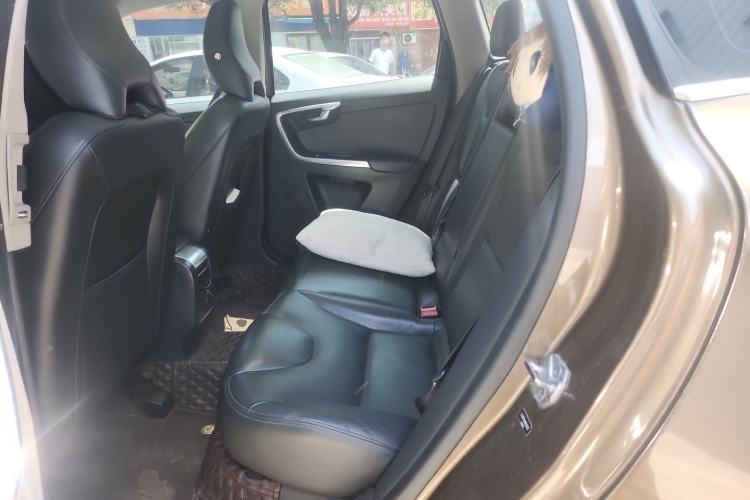 Used Volvo XC60 2017 T5 Smart Upgrade Edition Left Rear Seat