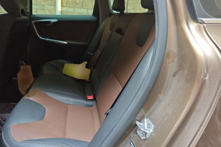 Used Volvo XC60 2017 T5 AWD Smart Range Edition Left Rear Seat