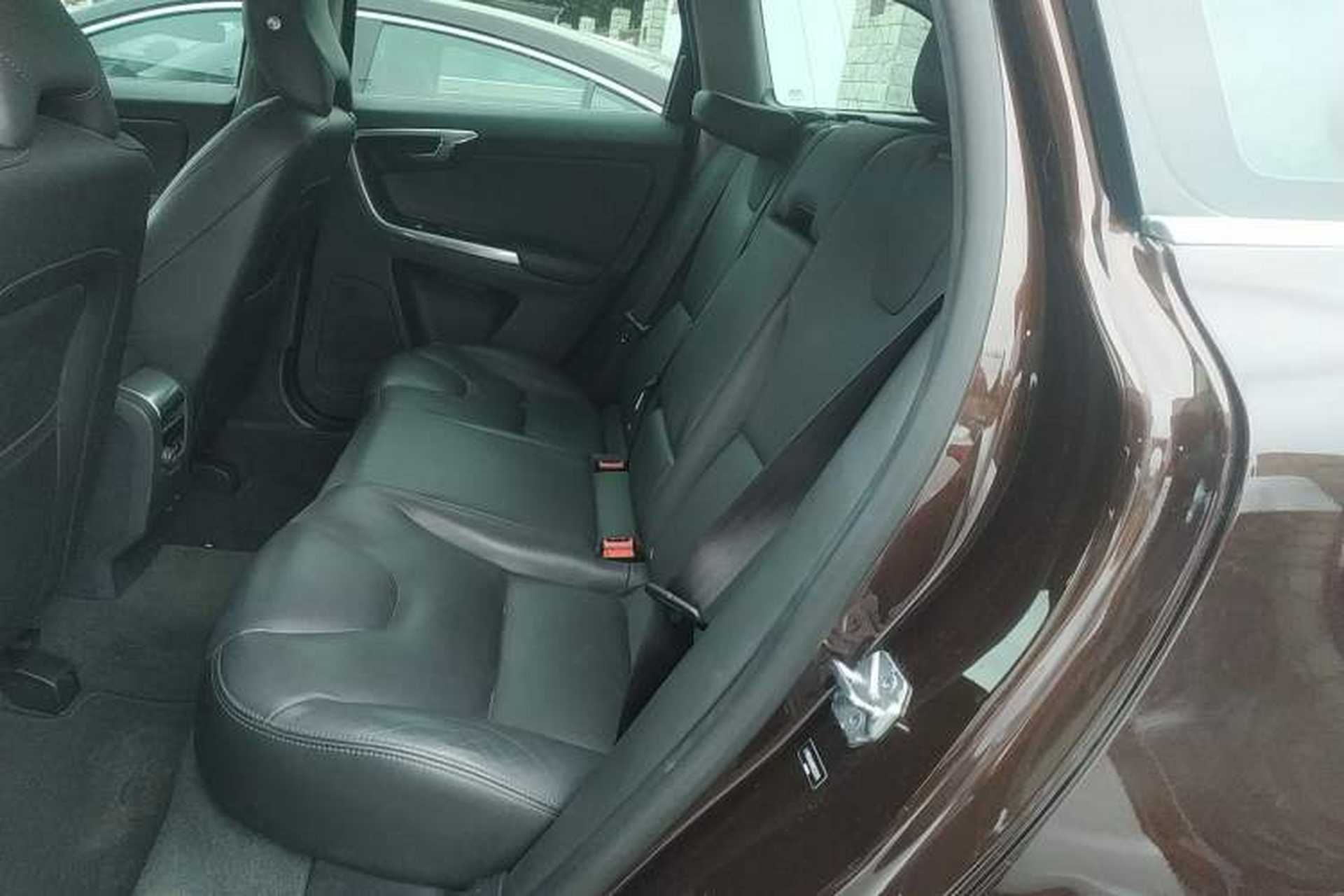 Used Volvo XC60 2017 T5 AWD Smart Upgrade Edition Left Rear Seat