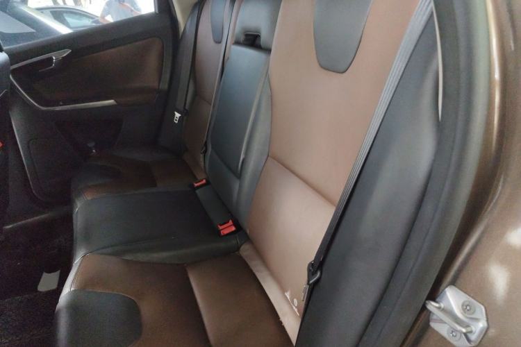 Used Volvo XC60 2017 T5 AWD Smart Range Edition Left Rear Seat