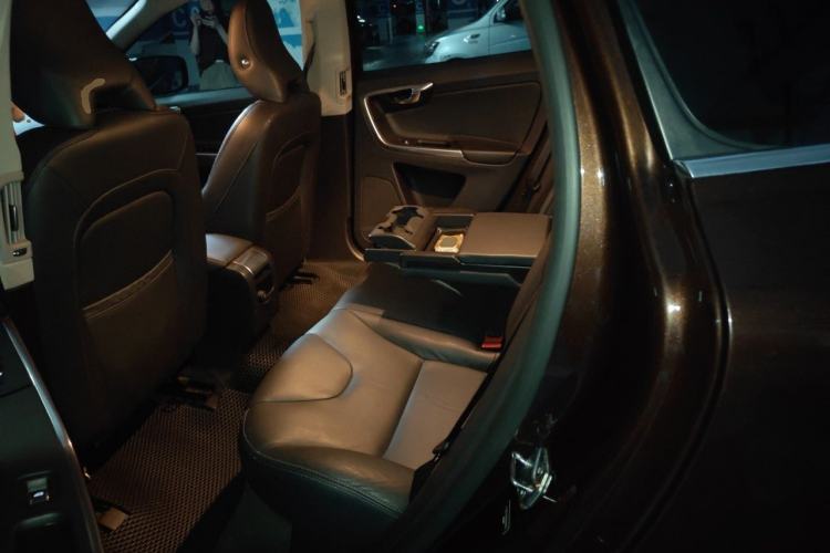 Used Volvo XC60 2017 T5 Smart Upgrade Edition Left Rear Seat