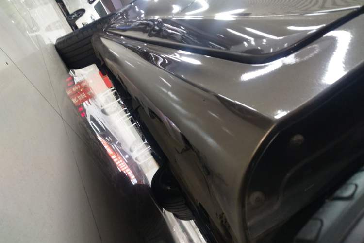 Used Volvo XC60 2017 T5 Smart Upgrade Edition Left Side Sill