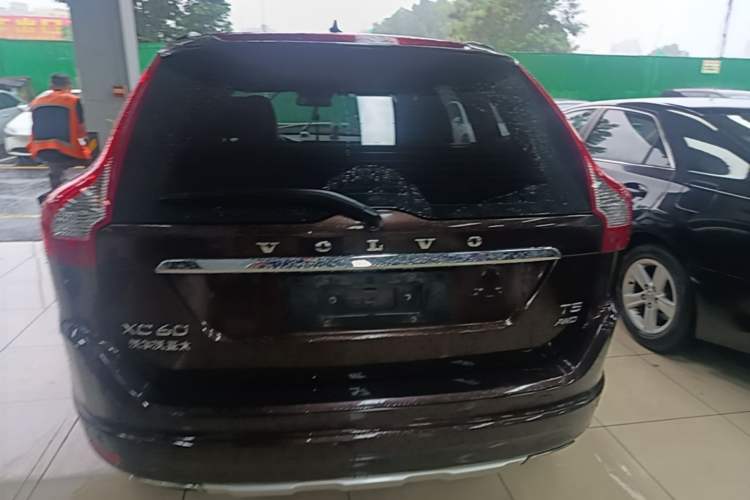 Used Volvo XC60 2017 T5 AWD Smart Range Edition Rear