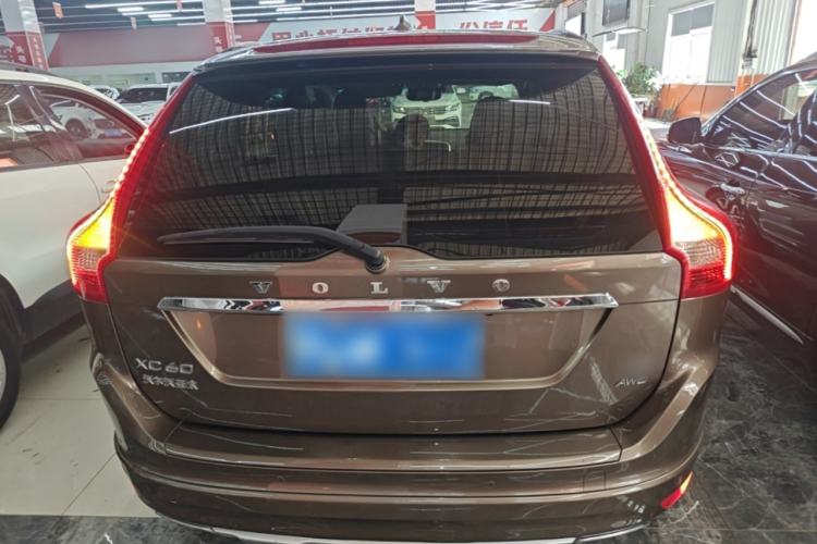 Used Volvo XC60 2017 T5 AWD Smart Upgrade Edition Rear