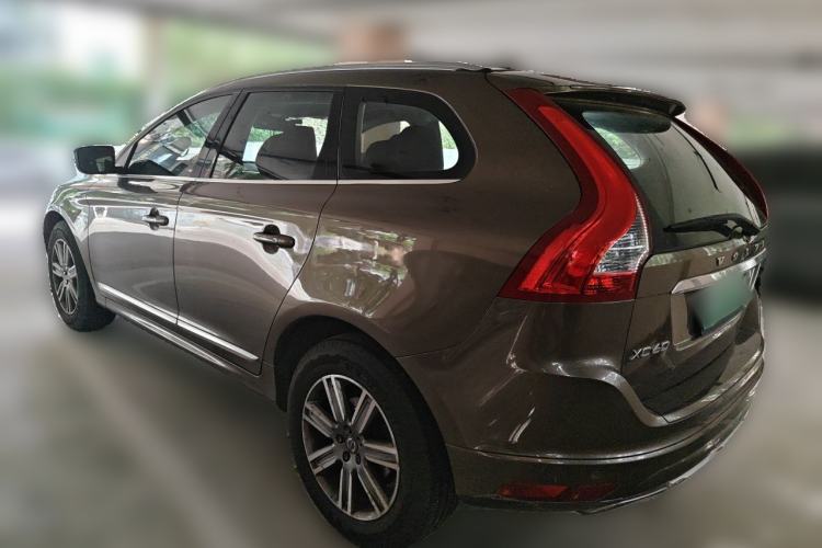 Used Volvo XC60 2017 T5 AWD Smart Range Edition Rear Left 45 Deg