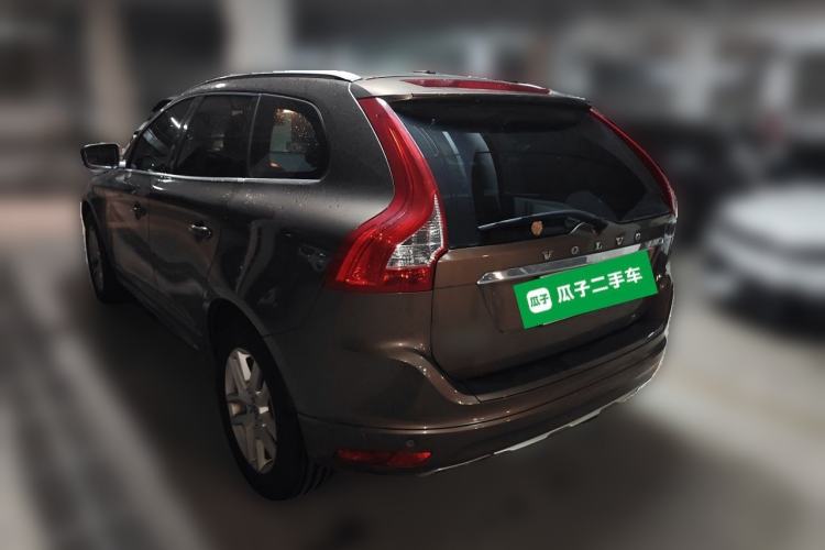 Used Volvo XC60 2017 T5 Smart Upgrade Edition Rear Left 45 Deg