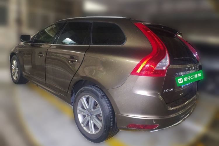 Used Volvo XC60 2017 T5 AWD Smart Upgrade Edition Rear Left 45 Deg