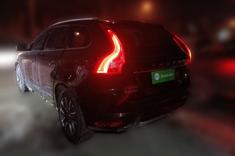 Used Volvo XC60 2017 T5 AWD Smart Upgrade Edition Rear Left 45 Deg