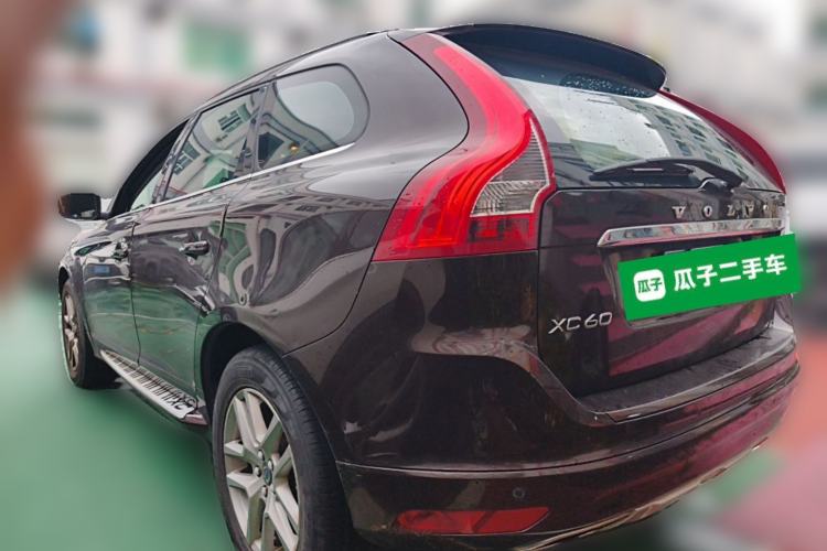 Used Volvo XC60 2017 T5 Smart Upgrade Edition Rear Left 45 Deg