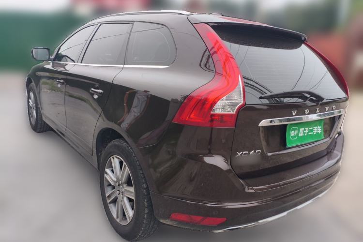 Used Volvo XC60 2017 T5 AWD Smart Upgrade Edition Rear Left 45 Deg