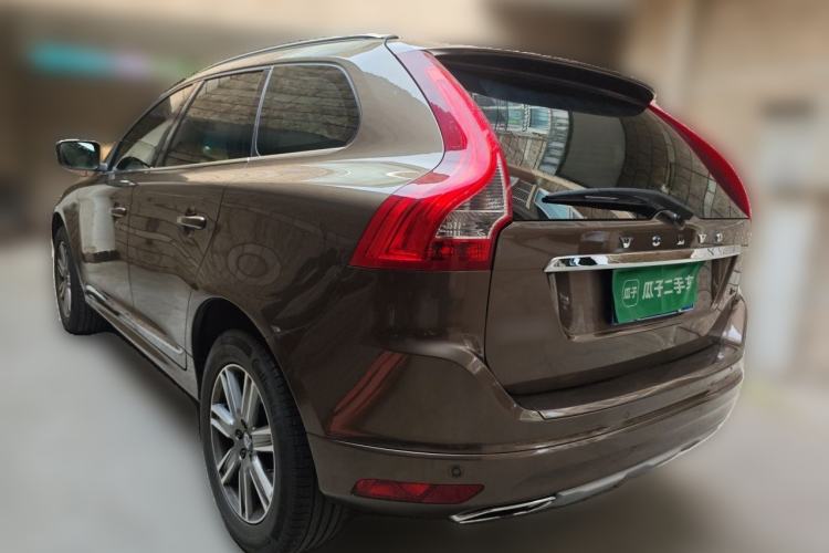 Used Volvo XC60 2017 T5 AWD Smart Range Edition Rear Left 45 Deg