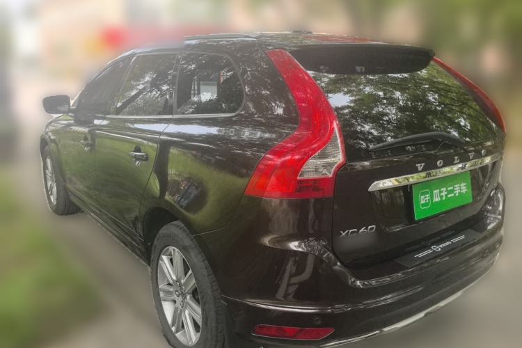 Used Volvo XC60 2017 T5 AWD Smart Upgrade Edition Rear Left 45 Deg