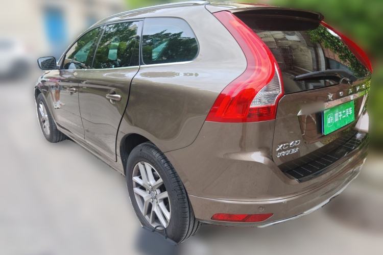 Used Volvo XC60 2017 T5 Smart Upgrade Edition Rear Left 45 Deg